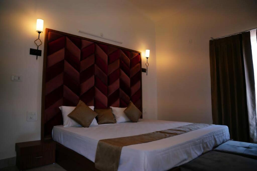 The Periwinkle Homestay Bhīm Tāl 外观 照片