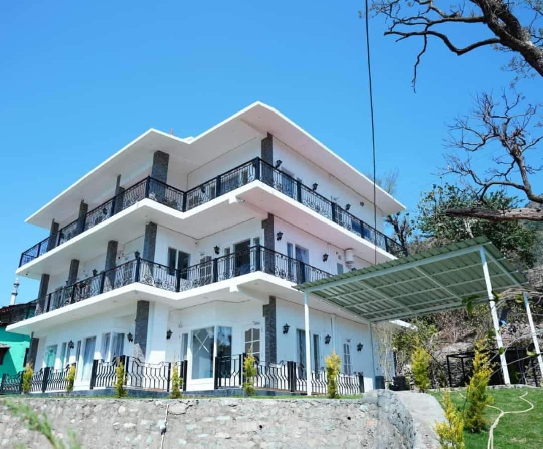 The Periwinkle Homestay Bhīm Tāl 外观 照片