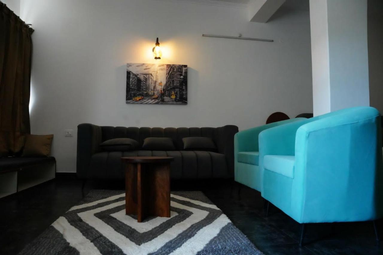 The Periwinkle Homestay Bhīm Tāl 外观 照片