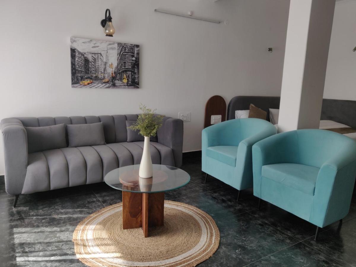 The Periwinkle Homestay Bhīm Tāl 外观 照片