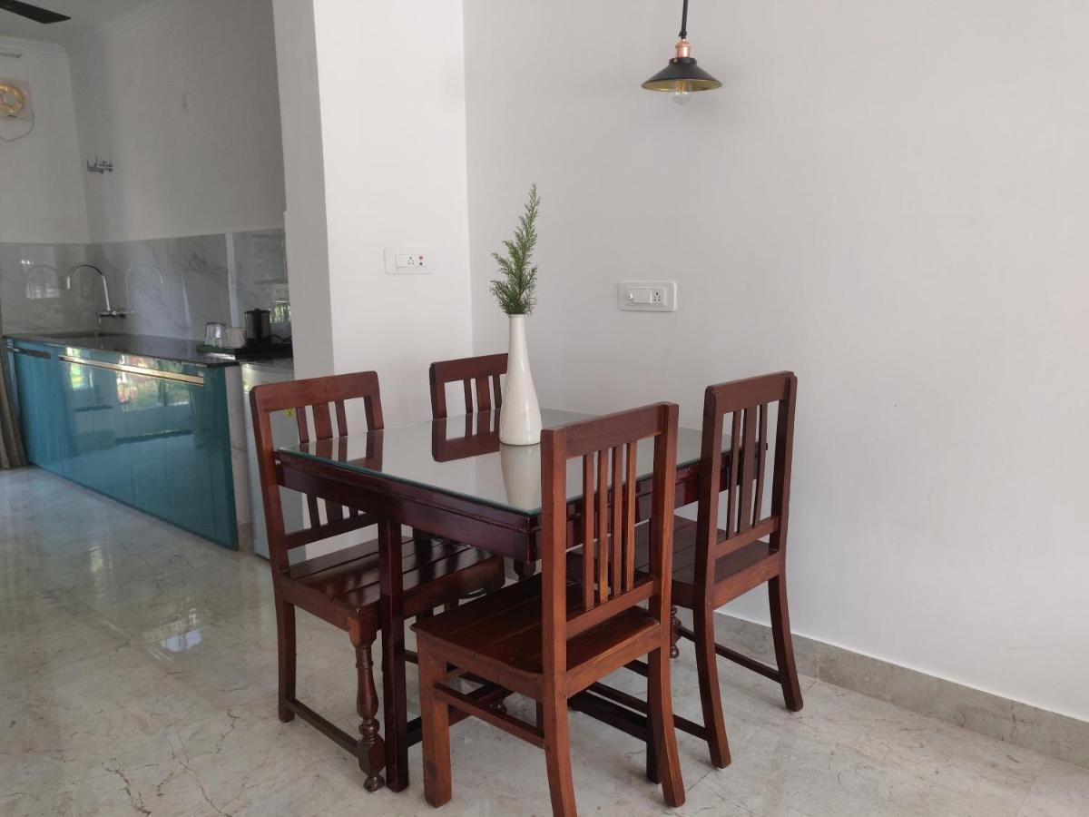 The Periwinkle Homestay Bhīm Tāl 外观 照片