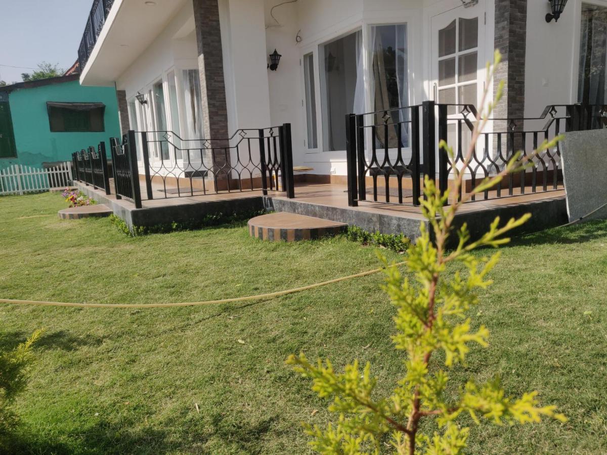 The Periwinkle Homestay Bhīm Tāl 外观 照片