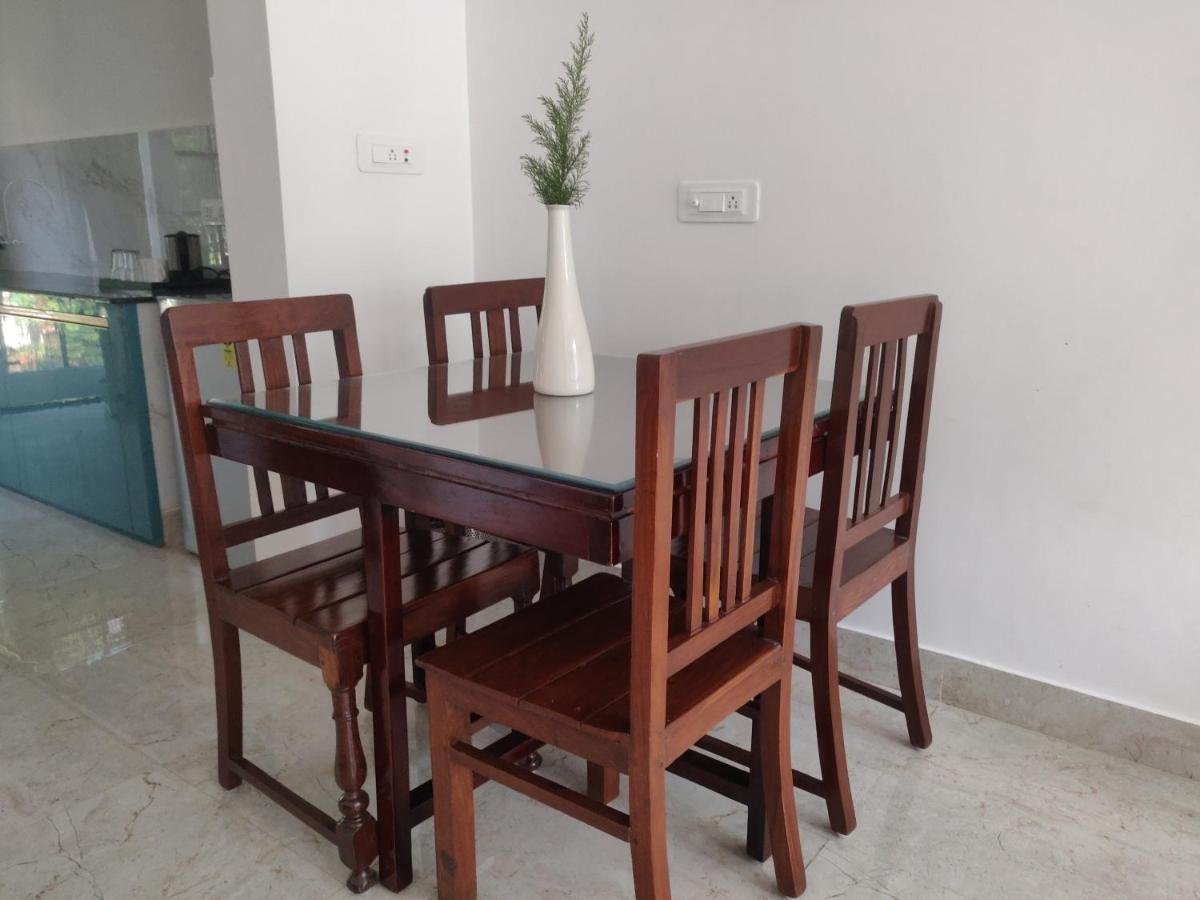The Periwinkle Homestay Bhīm Tāl 外观 照片