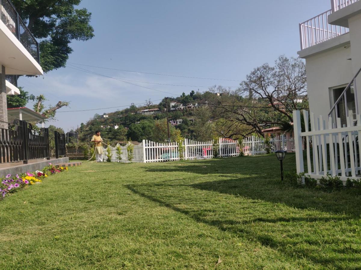The Periwinkle Homestay Bhīm Tāl 外观 照片