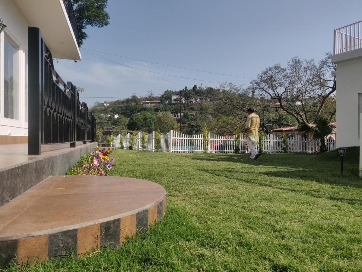 The Periwinkle Homestay Bhīm Tāl 外观 照片
