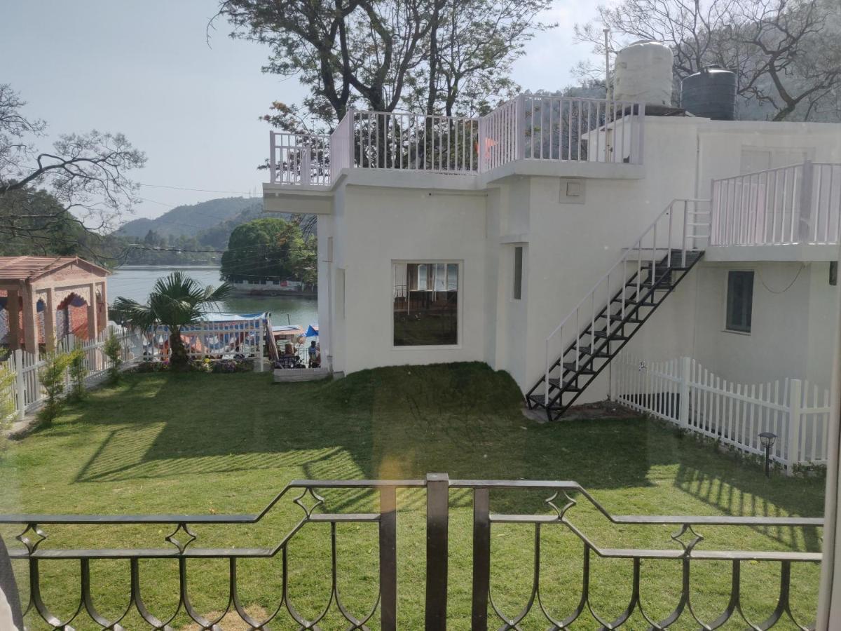 The Periwinkle Homestay Bhīm Tāl 外观 照片