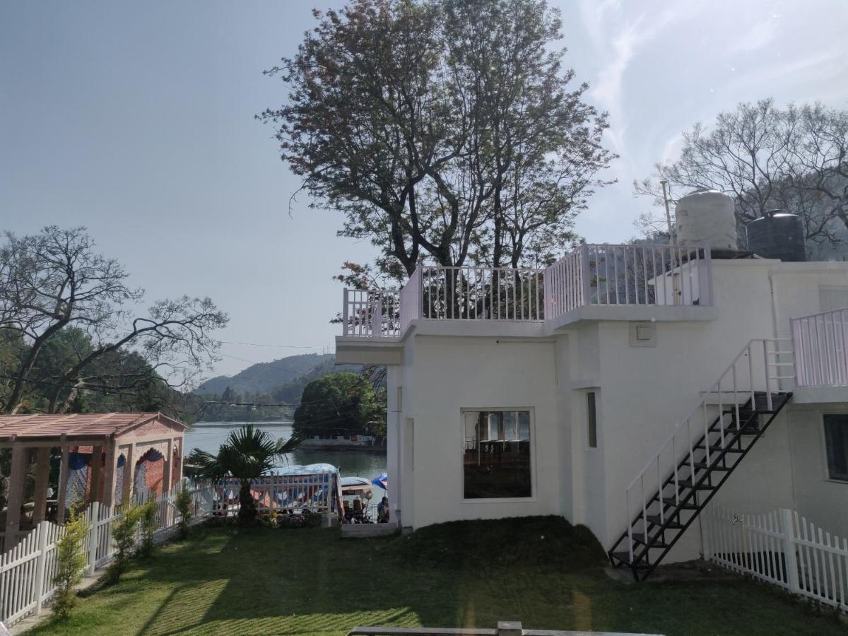The Periwinkle Homestay Bhīm Tāl 外观 照片