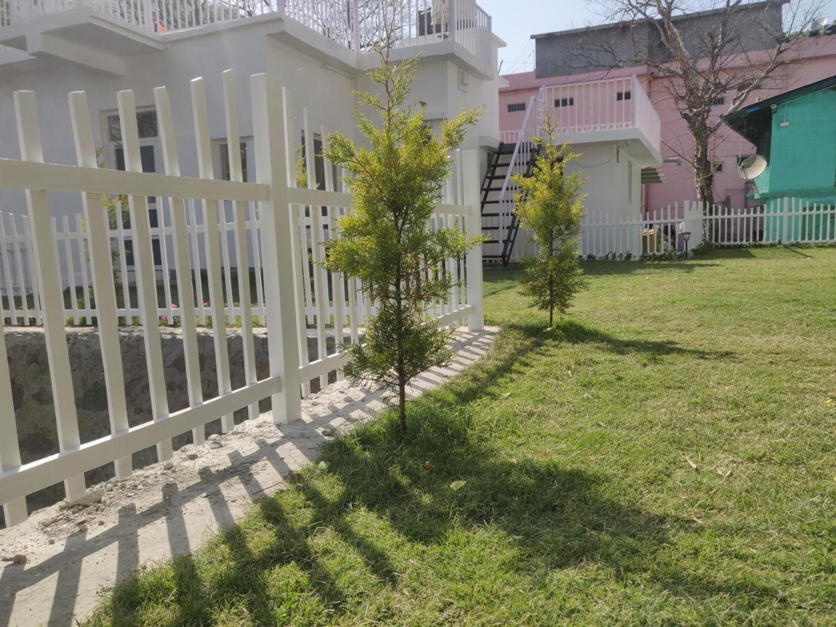 The Periwinkle Homestay Bhīm Tāl 外观 照片
